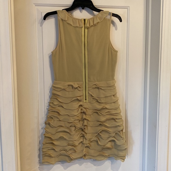 European brand short dress with chiffon ruffles! - Picture 2 of 2